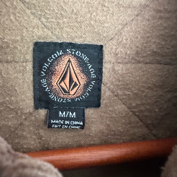 Volcom Jacket - grey in great condition. Worn 3 times - Picture 2 of 6